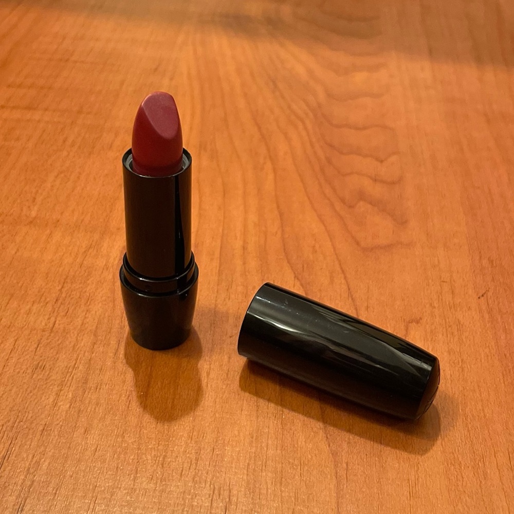Estèe Lauder Lipsticks Color Design